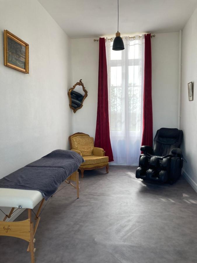 Gite Du Campagnard Du Chateau De La Bouchatte Chazemais المظهر الخارجي الصورة